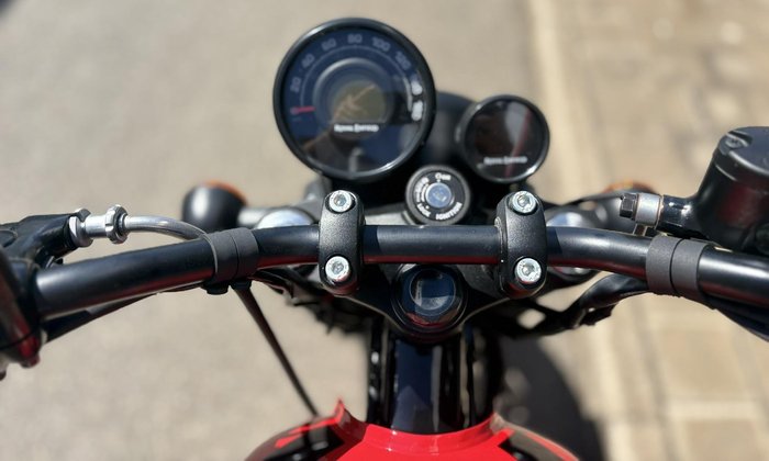 2025 Royal Enfield Hunter 350 Hunter Red