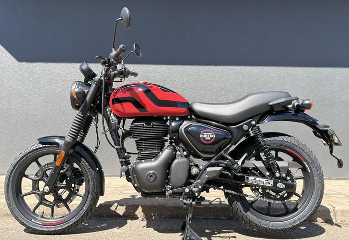 2025 Royal Enfield Hunter 350 Hunter Red