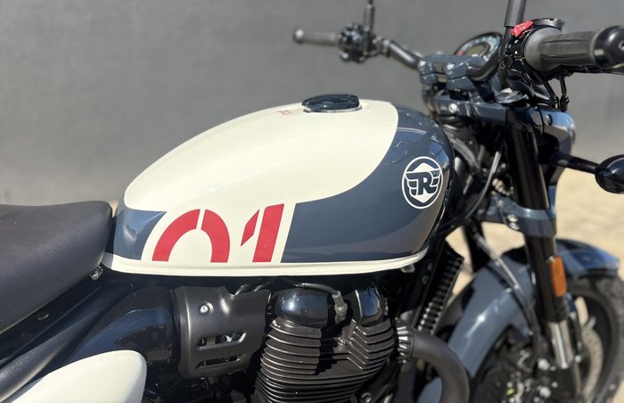 2025 Royal Enfield Shotgun 650