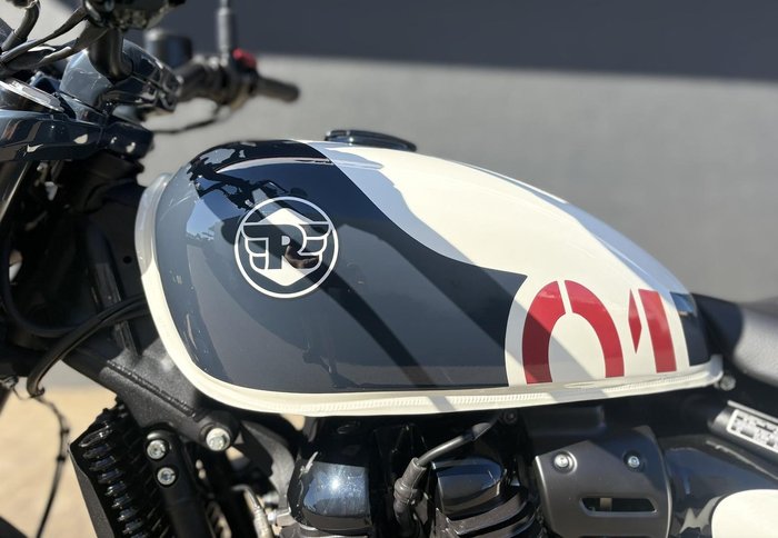2025 Royal Enfield Shotgun 650
