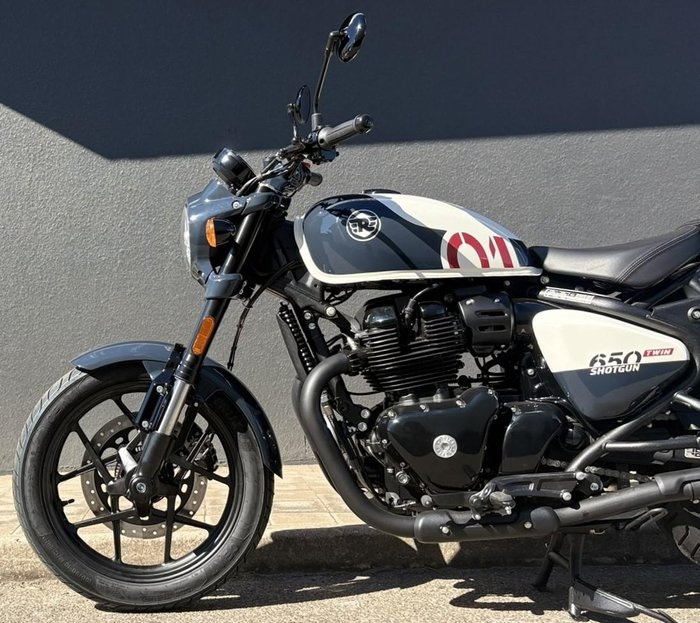 2025 Royal Enfield Shotgun 650