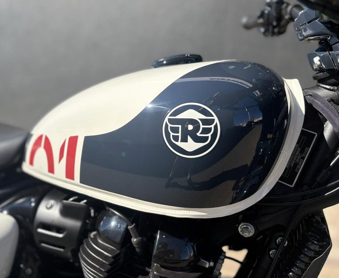 2025 Royal Enfield Shotgun 650