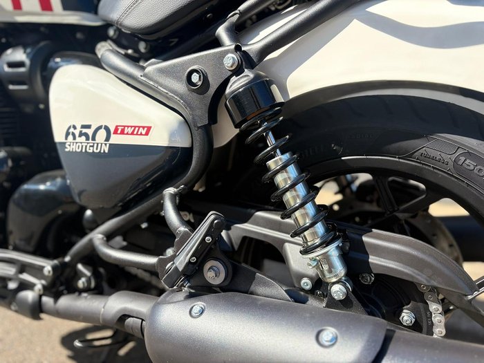 2025 Royal Enfield Shotgun 650