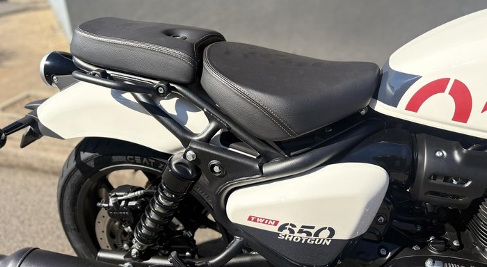 2025 Royal Enfield Shotgun 650