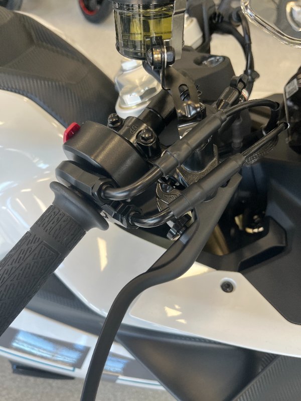 2025 CFMOTO 450 SR ABS WHITE