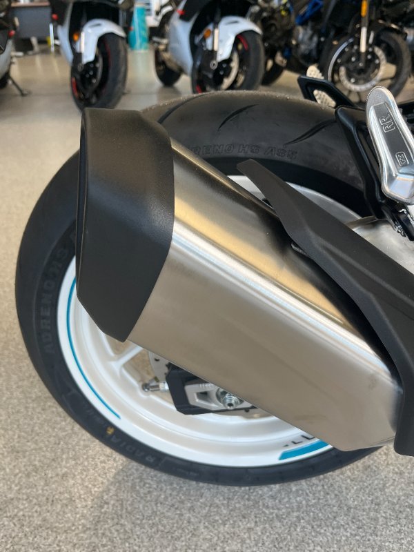 2025 CFMOTO 450 SR ABS WHITE