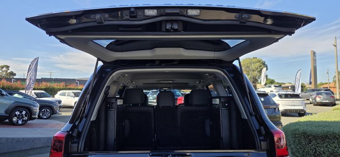 2019 Toyota Landcruiser VX