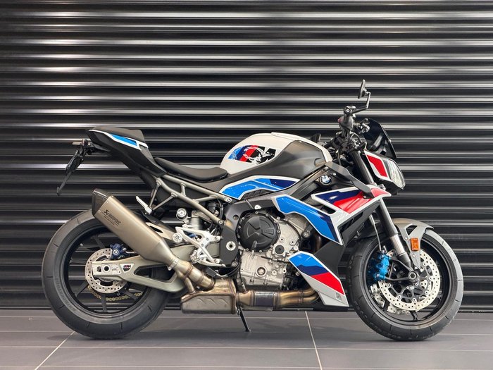 2025 BMW M 1000 R M 1000 White