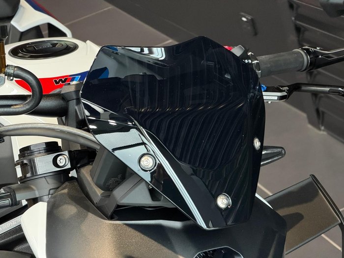 2025 BMW M 1000 R M 1000 White