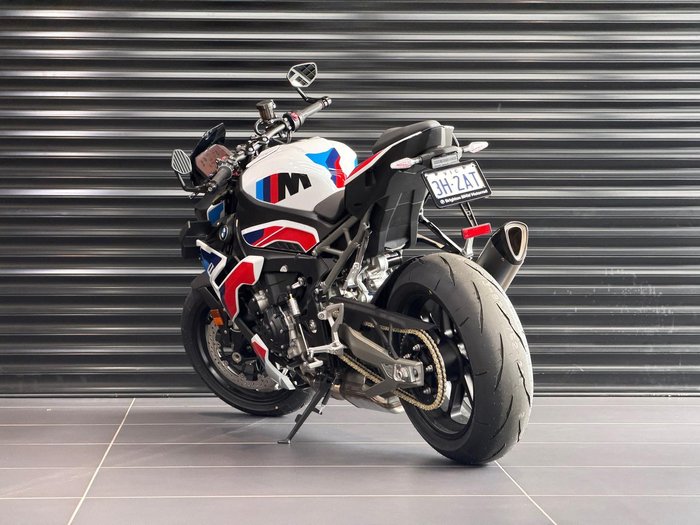 2025 BMW M 1000 R M 1000 White
