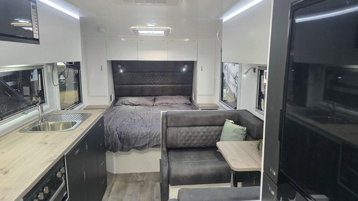 2026 Essential Caravans A Class 196R 19'6