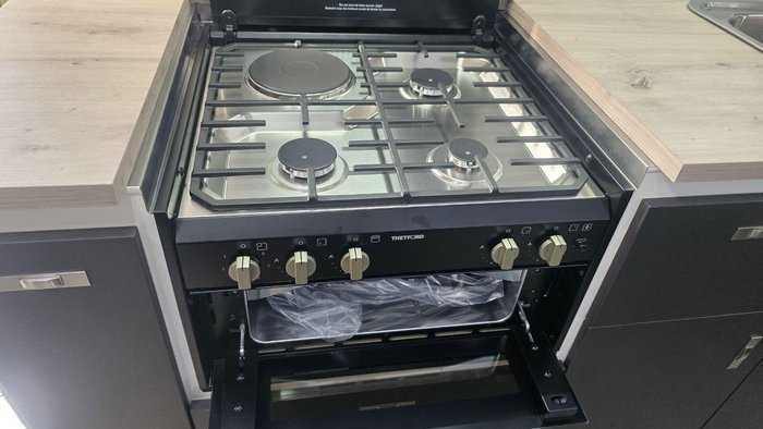 2026 Essential Caravans A Class 196R 19'6