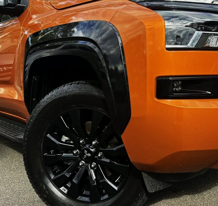 2025 Mitsubishi Triton GSR