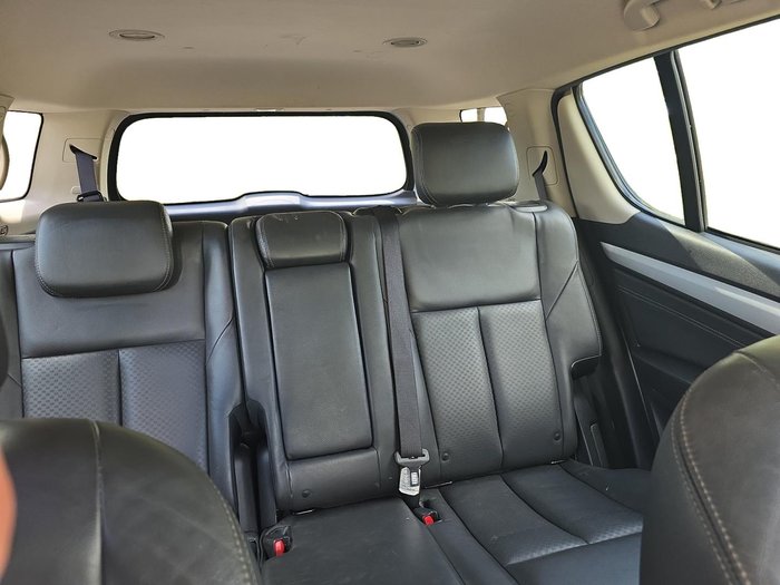 2016 Isuzu MU-X LS-T