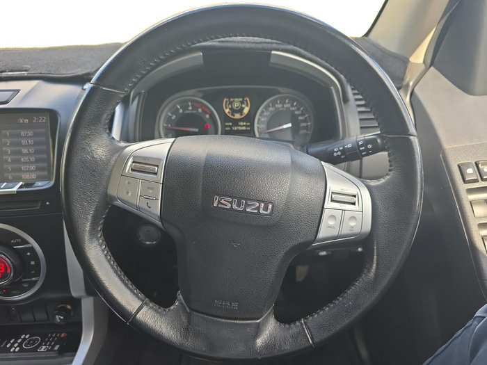 2016 Isuzu MU-X LS-T