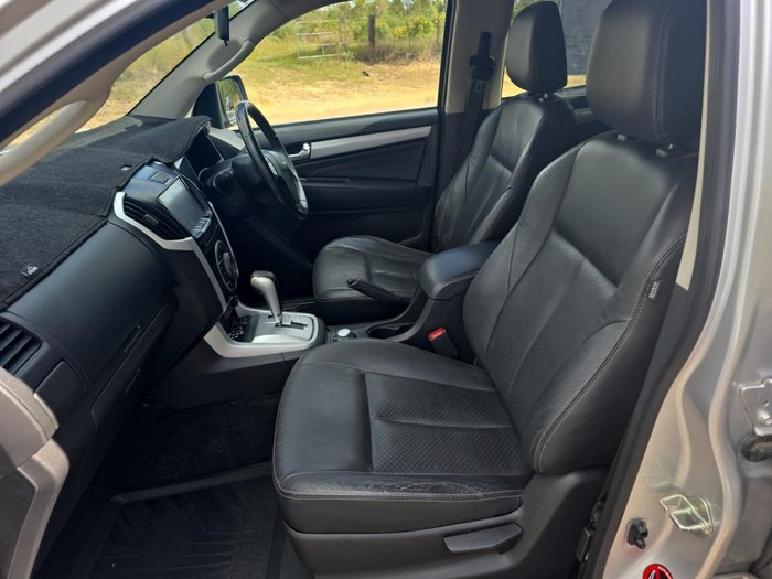 2016 Isuzu MU-X LS-T