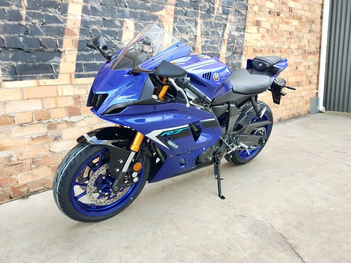 2025 YAMAHA YZF-R7 LAMS ROAD BLUE