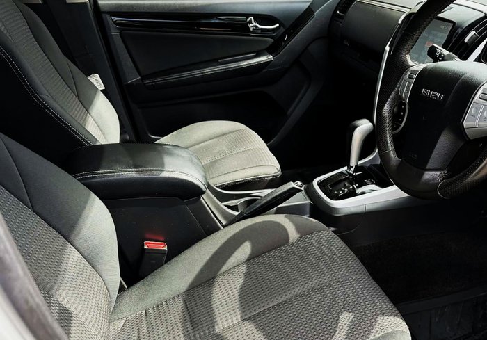 2021 Isuzu MU-X LS-U