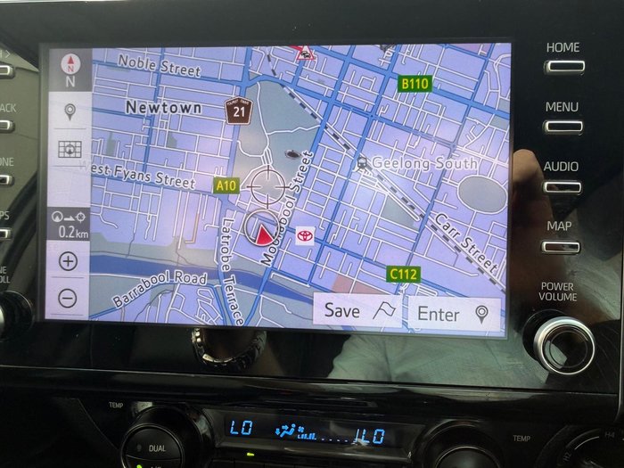 2022 Toyota Hilux SR5