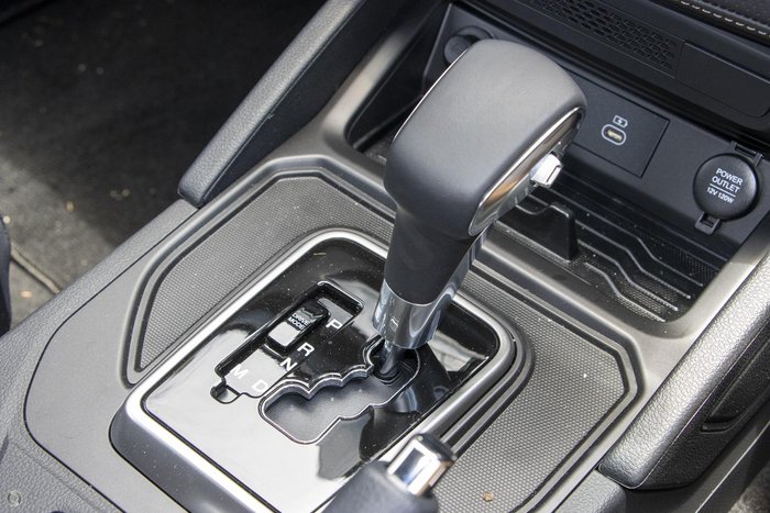 2025 KGM SsangYong Musso ELX Q261 MY24 4X4 Dual Range Marble Grey