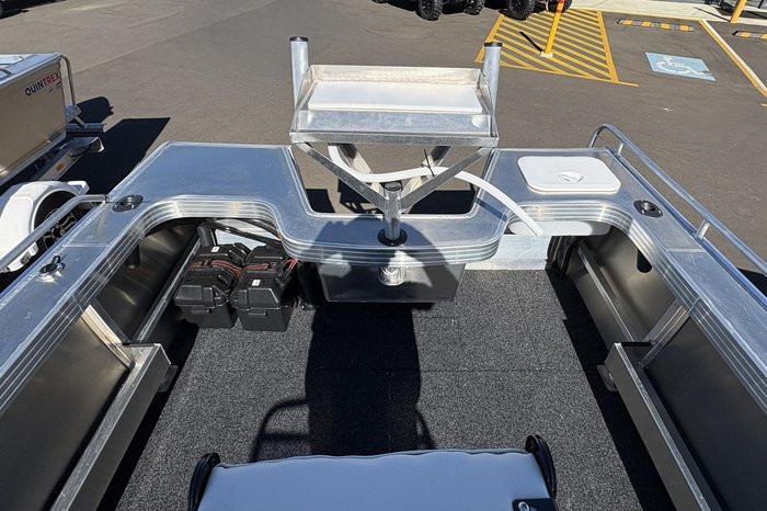 2026 QUINTREX 530 Renegade CC