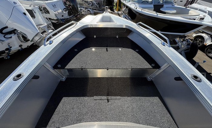 2026 QUINTREX 530 Renegade CC