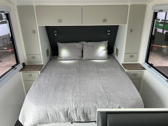 2024 Design RV Crx Semi Off Road Van 2-1, 19'