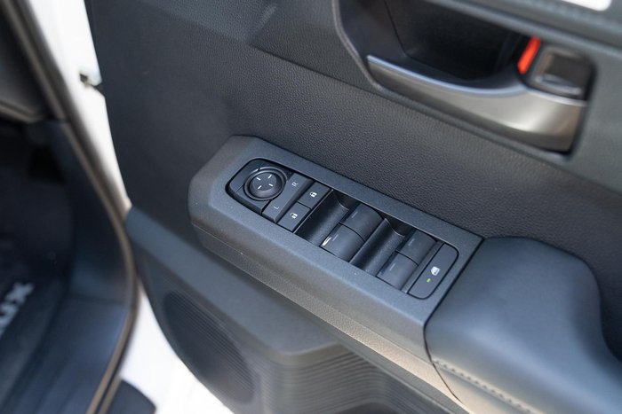 2026 Toyota Hilux SR 48V GUN227R 4X4 Dual Range Glacier White