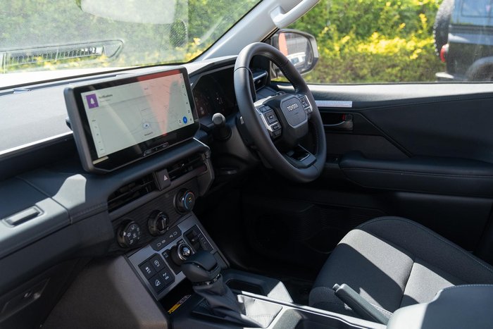 2026 Toyota Hilux SR 48V GUN227R 4X4 Dual Range Glacier White