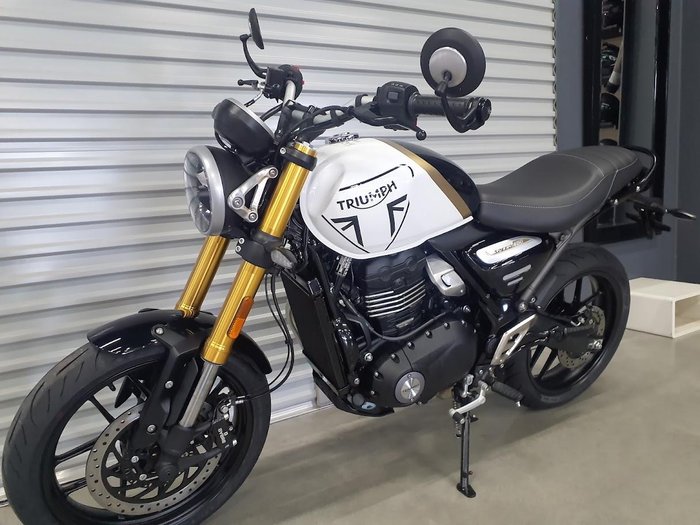 2026 Triumph Speed 400 Speed Four