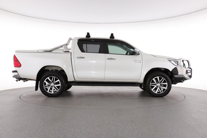 2019 Toyota Hilux SR5