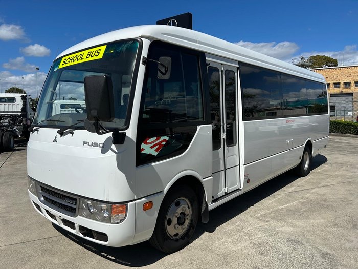 2018 Fuso Rosa WHITE