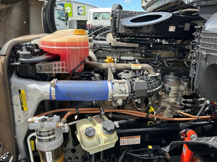 2021 Freightliner Cascadia 126 WHITE