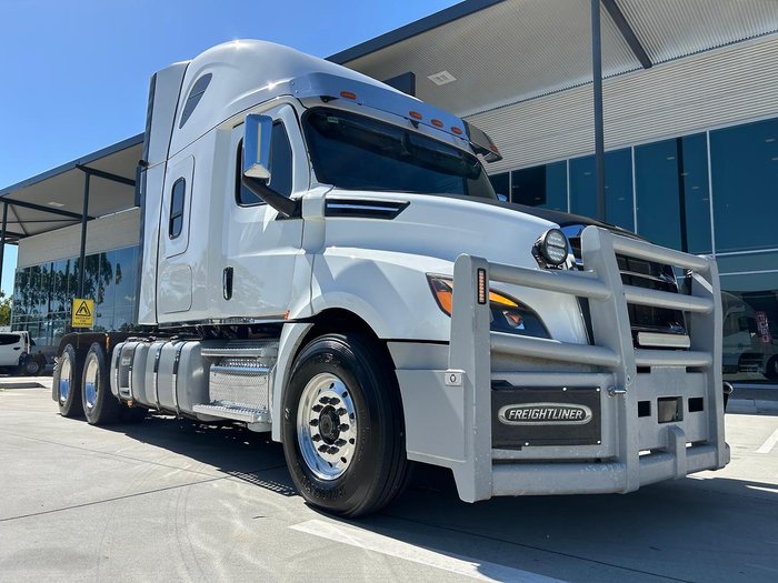 2021 Freightliner Cascadia 600 WHITE