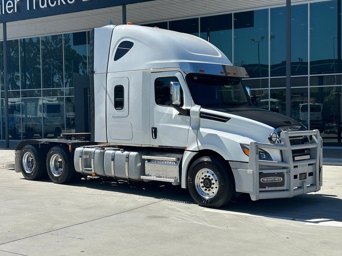 2021 Freightliner Cascadia 600 WHITE