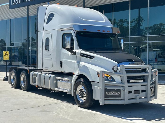 2021 Freightliner Cascadia 600 WHITE