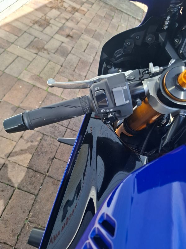 2024 Yamaha YZF-R7LA BLUE