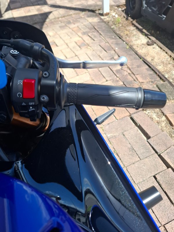 2024 Yamaha YZF-R7LA BLUE