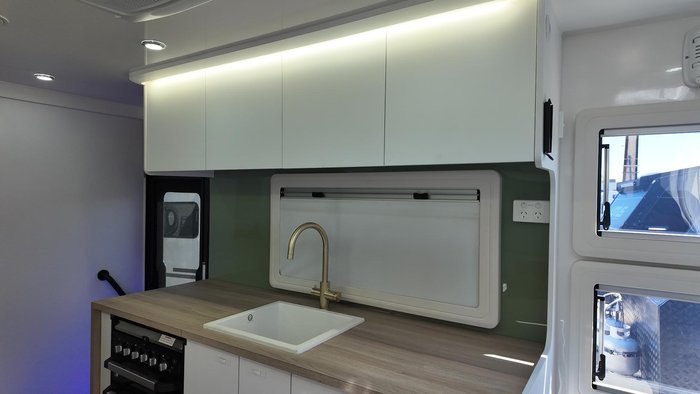 2026 Urban Caravans Xtreme 18'9