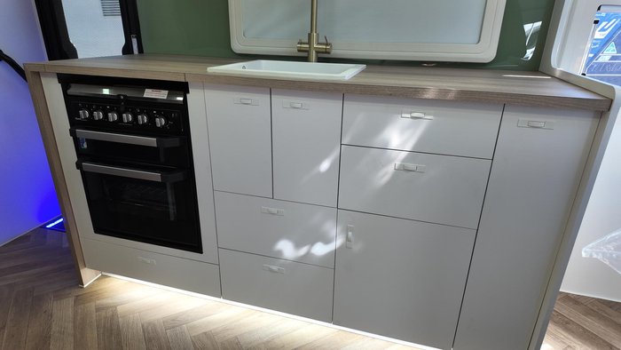 2026 Urban Caravans Xtreme 18'9