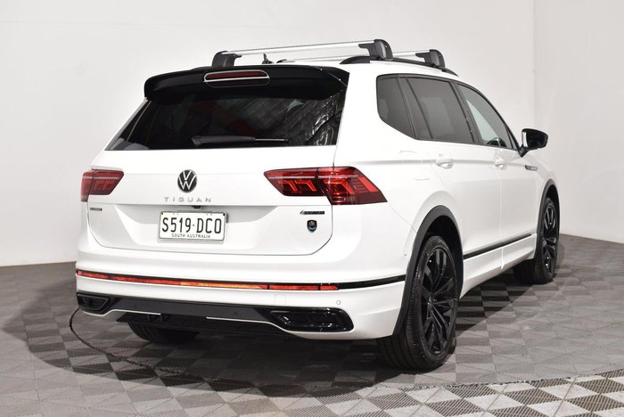 2024 Volkswagen Tiguan Wolfsburg Edition Allspace