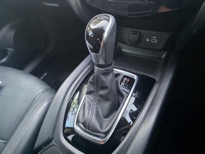 2021 Nissan X-TRAIL ST-L