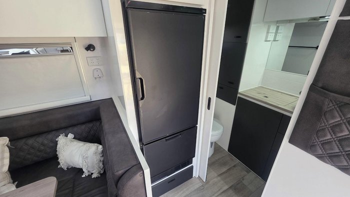 2026 Essential Caravans Outlander 186R-1 18'6