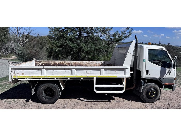 1996 Mitsubishi Canter 500/600