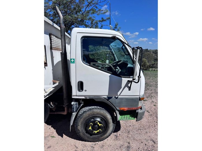 1996 Mitsubishi Canter 500/600