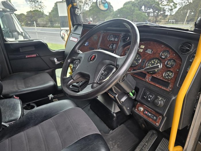 2015 Kenworth T300 Series T359A