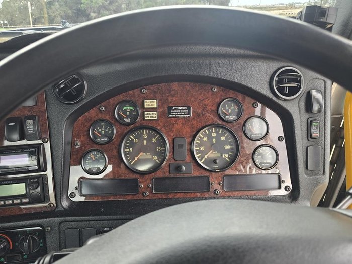 2015 Kenworth T300 Series T359A