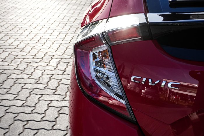 2018 Honda Civic VTi-S