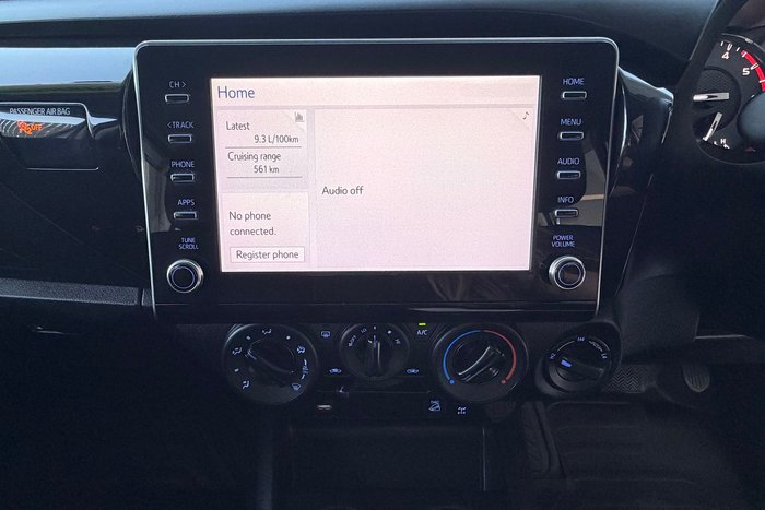 2020 Toyota Hilux SR