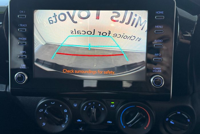 2020 Toyota Hilux SR